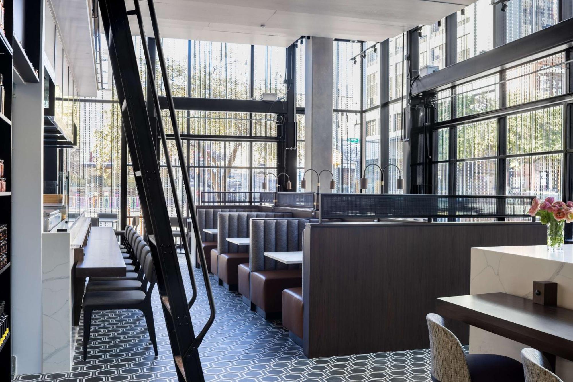 Отель Hyatt Centric Congress Avenue Остин Экстерьер фото